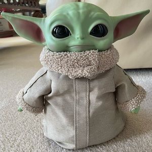 Grogu “baby yoda” doll / stuffed toy